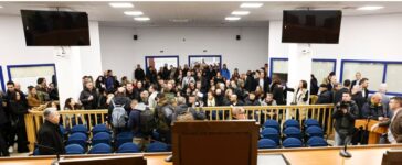 Τέμπη: Στη ΔΕΘ το Σάββατο οι συγγενείς των θυμάτων – Στις 7 Σεπτεμβρίου η συνέχεια της δίκης στη Λάρισα