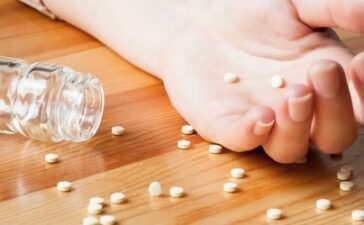 Λάρισα: Ειδοποίησε το 112 ότι η 29χρονη φίλη του πήρε χάπια – Αυτό που αποκαλύφθηκε άφησε άφωνους τους αστυνομικούς